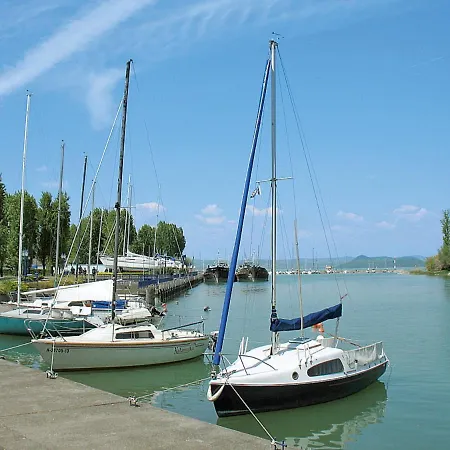 Holiday Jutka - Sza139 Nyaraló Balatonszárszó